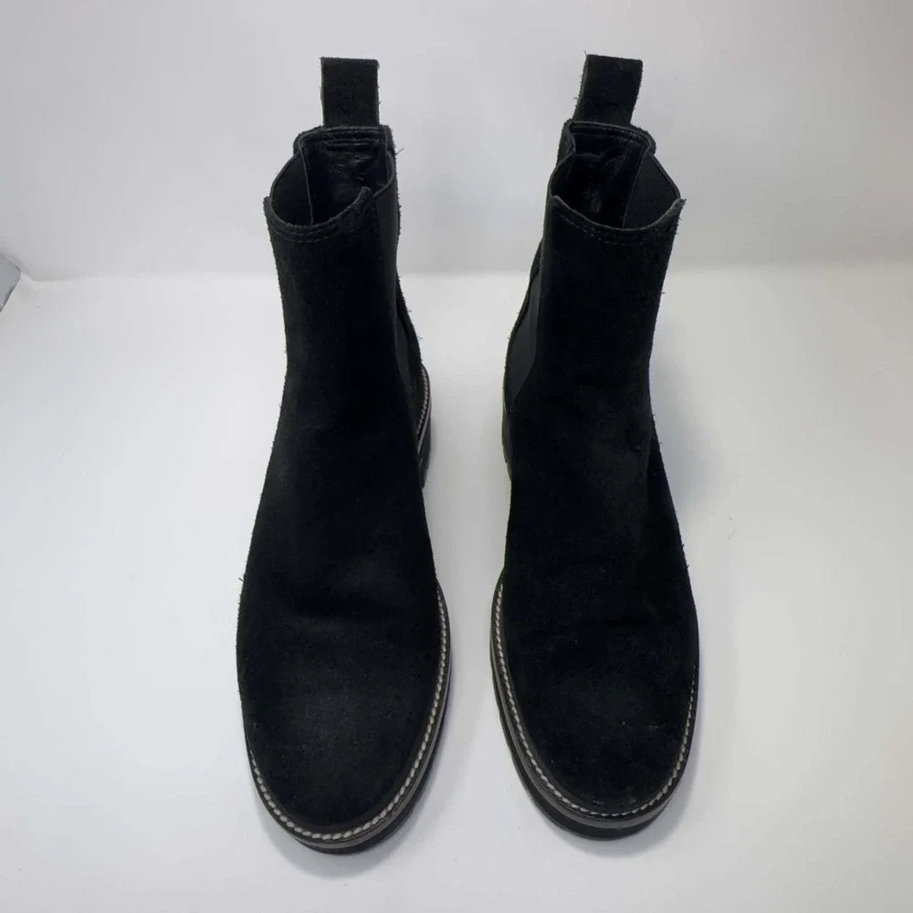 Tory Burch Chelsea Lug Boots Womens 9M Black Suede Pull On Ankle Booties Classic